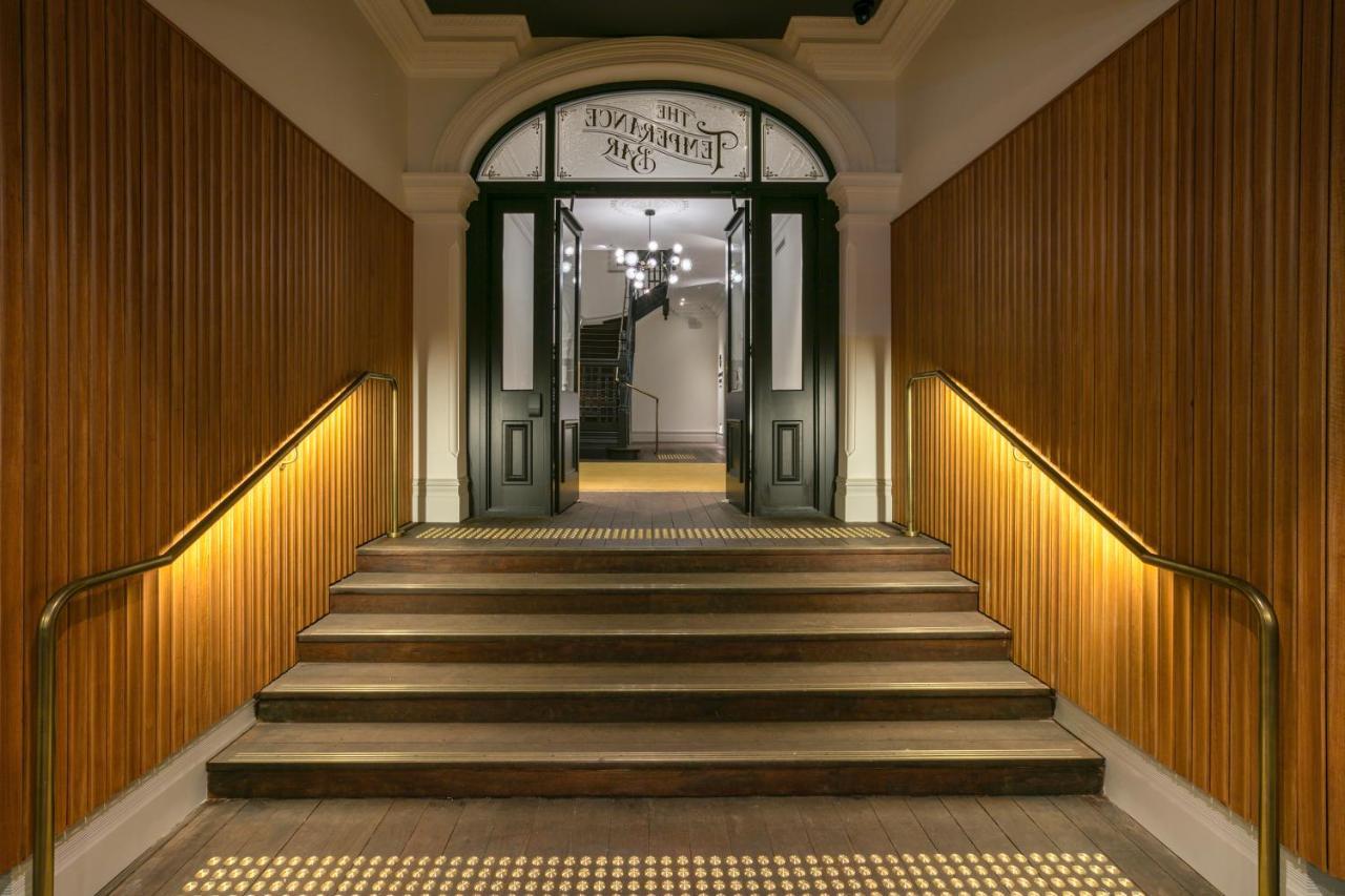 Farmers Home Hotel ノーサム エクステリア 写真