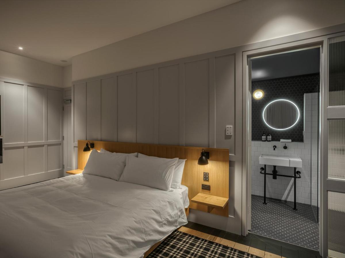 Farmers Home Hotel ノーサム エクステリア 写真